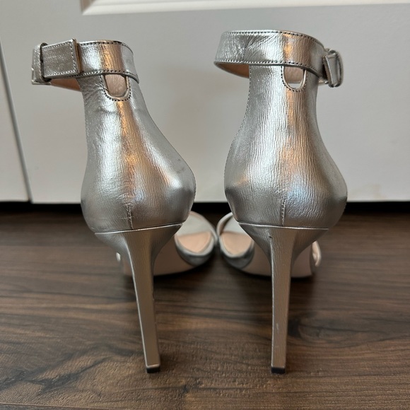 Stuart Weitzman 100SquareNudist Silver Argento Crack Lame Leather Square Sandal - Picture 11 of 14